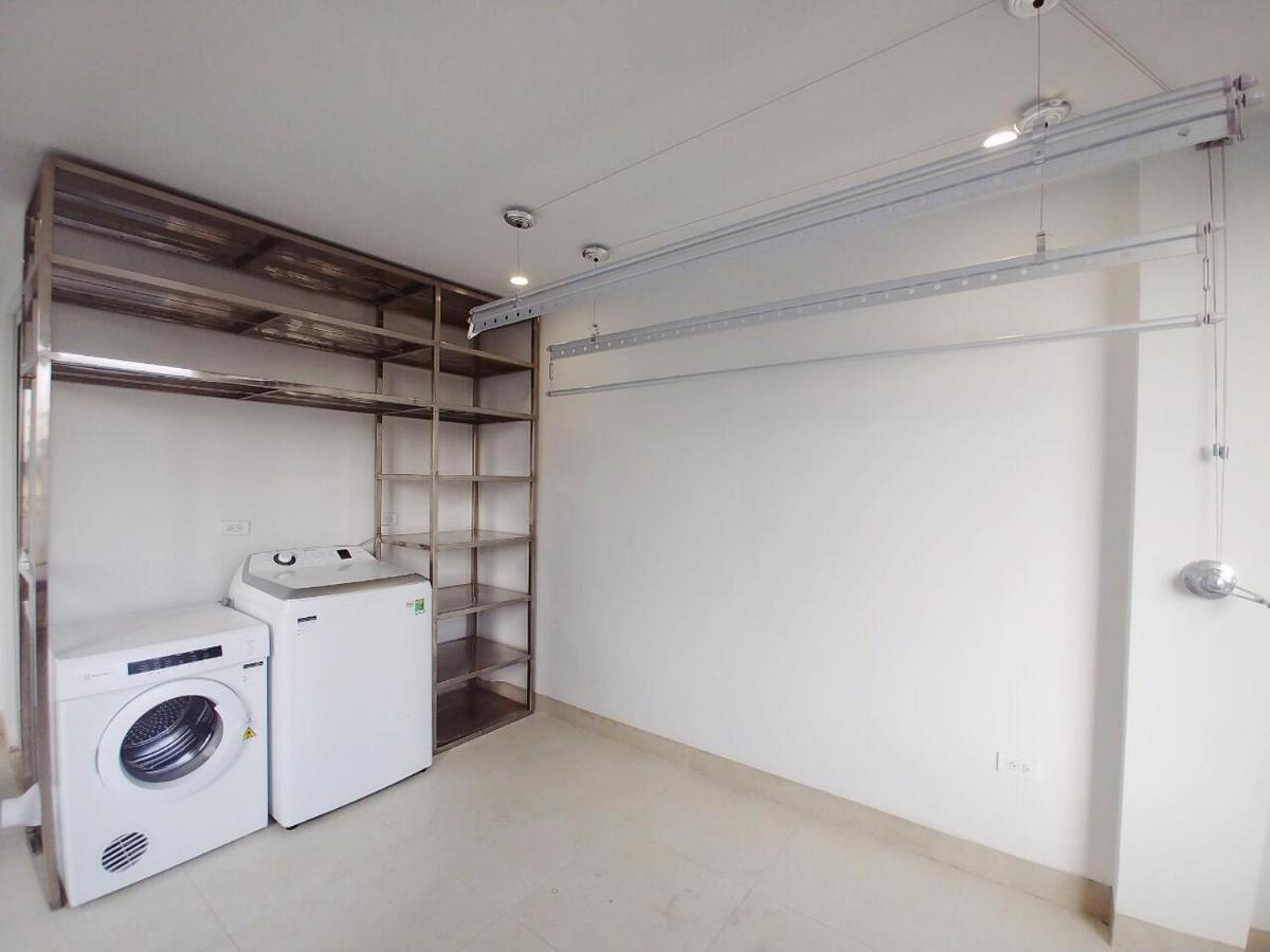 Lyn House - Service Apartment Hoang Quoc Viet Hanoi Luaran gambar
