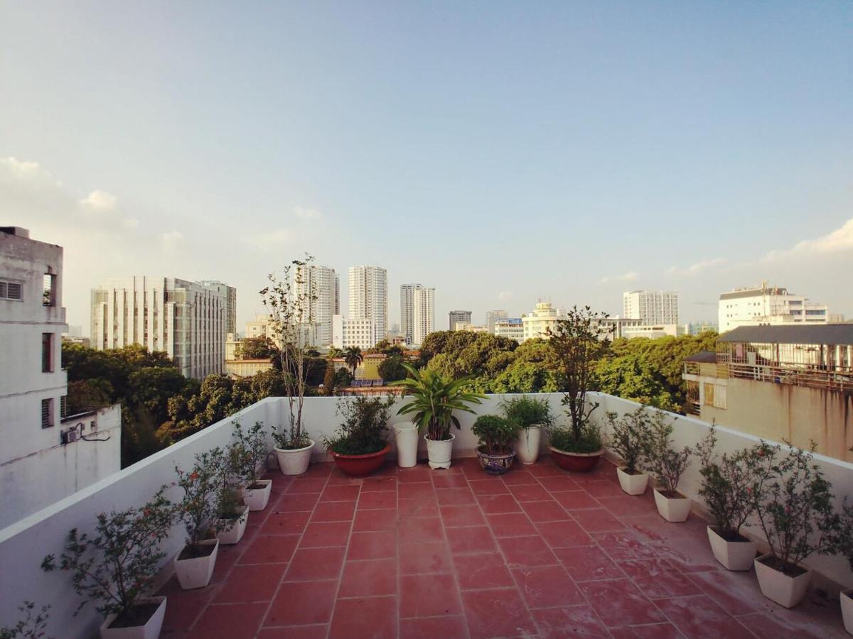 Lyn House - Service Apartment Hoang Quoc Viet Hanoi Luaran gambar