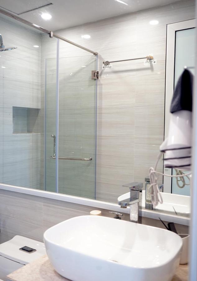 Lyn House - Service Apartment Hoang Quoc Viet Hanoi Luaran gambar
