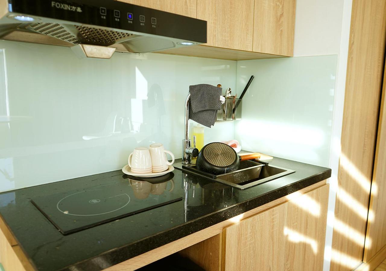 Lyn House - Service Apartment Hoang Quoc Viet Hanoi Luaran gambar